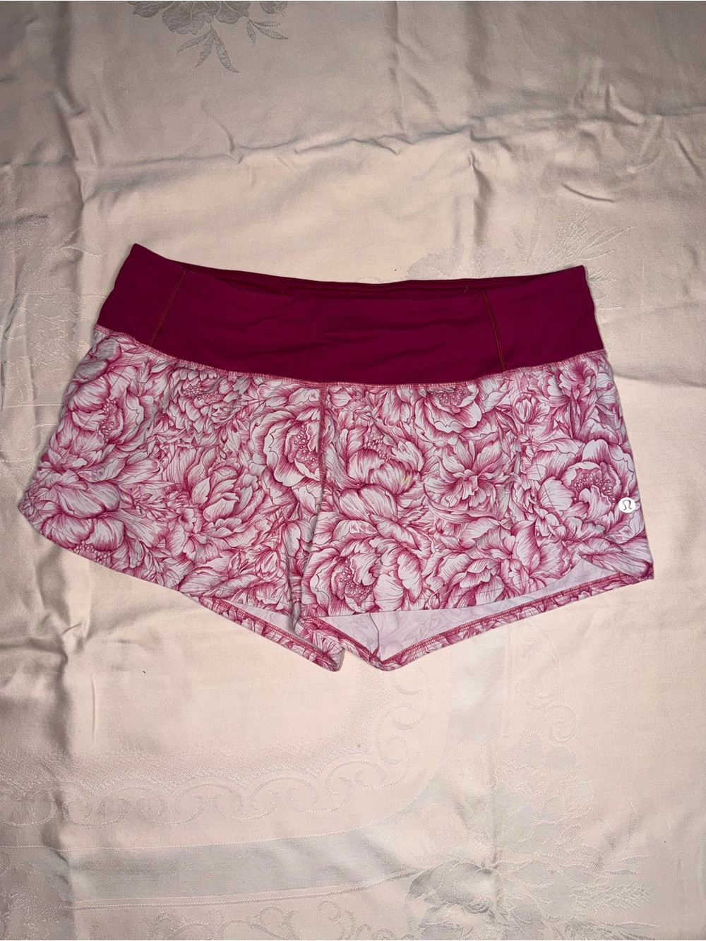 Lululemon Floral shorts